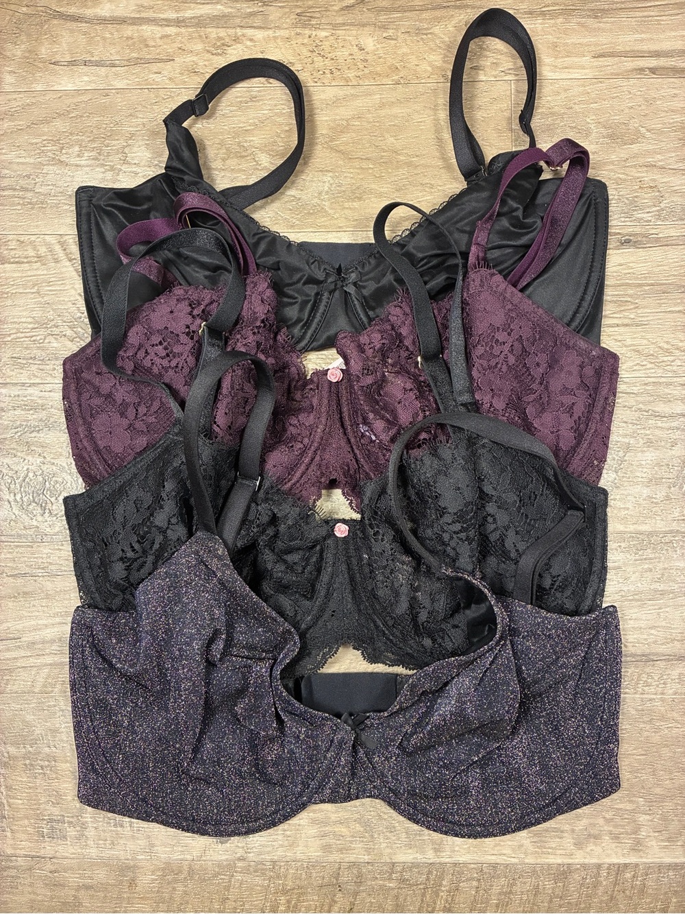 Victoria Secret 4 Underwired Lace Bras Unlined Demi Push Up Without Padding